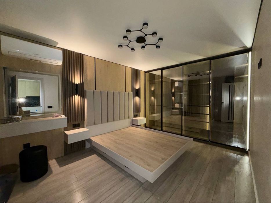 Продаж центр вул Білогірська єр іо меблі та техніка