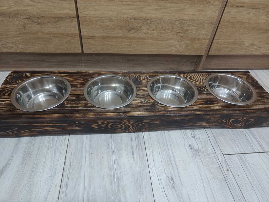 Stojak dla psa, kota + miski