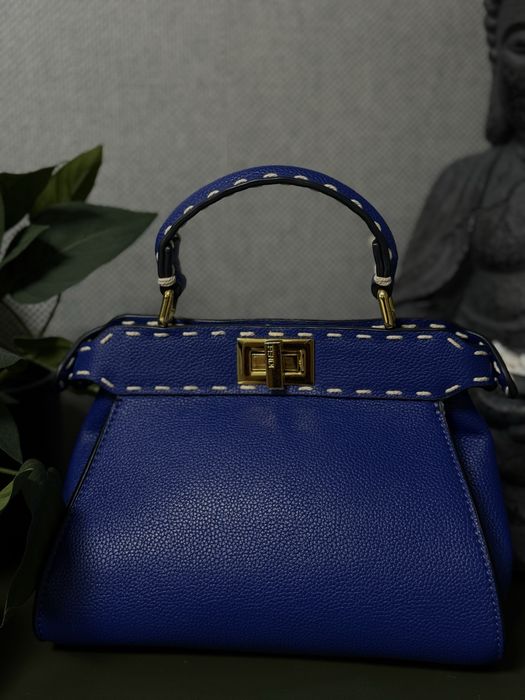 Сумка шкіряна Fendi синня