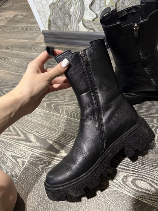 Жіночі зимові ботинки