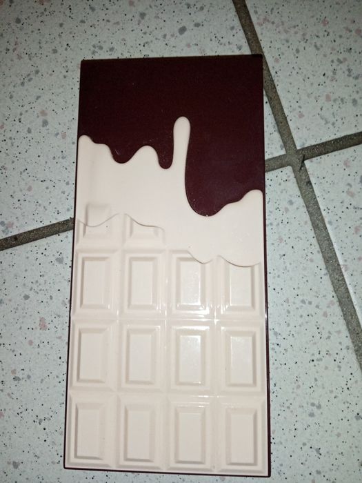 Makeup Revolution Nudes Chocolate Paleta Cieni do Powiek