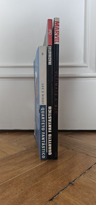 Coleção de livros Marvel