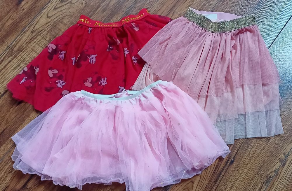 Spódniczki r.104 tiulowe 3 sztuki w pasie gumka