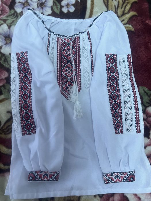 Вишиванка для дівчат