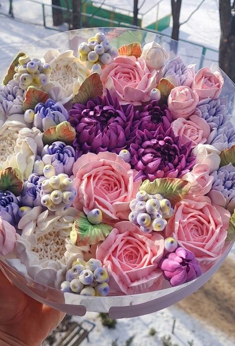 Зефірні квіти та букети