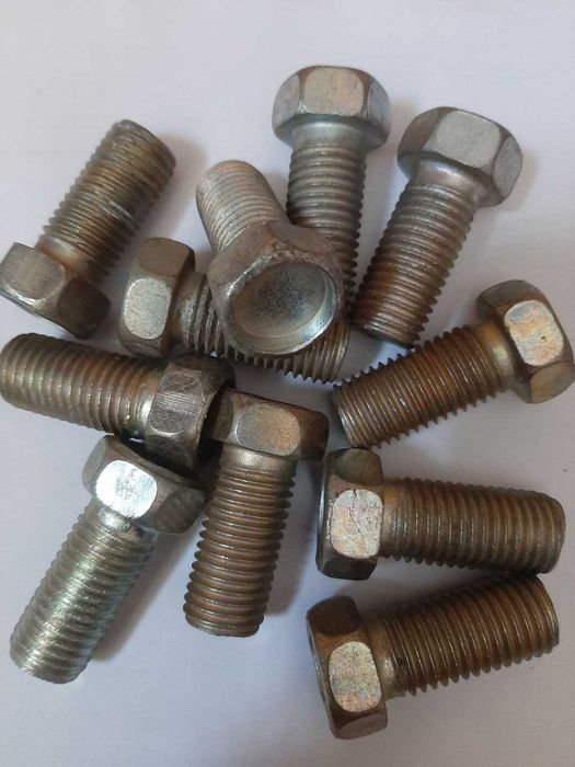 Продам болти 16х35 оцинкований