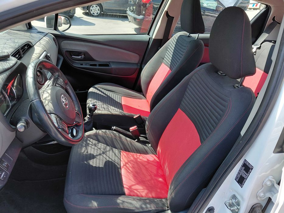 Toyota Yaris 1.4D, 2015 Nacional 104000km