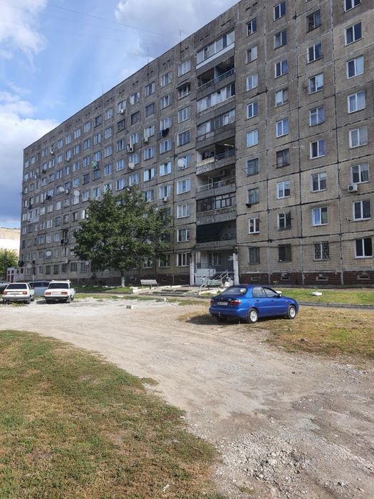 Продам 2-кімнатну квартиру малосімейного типу