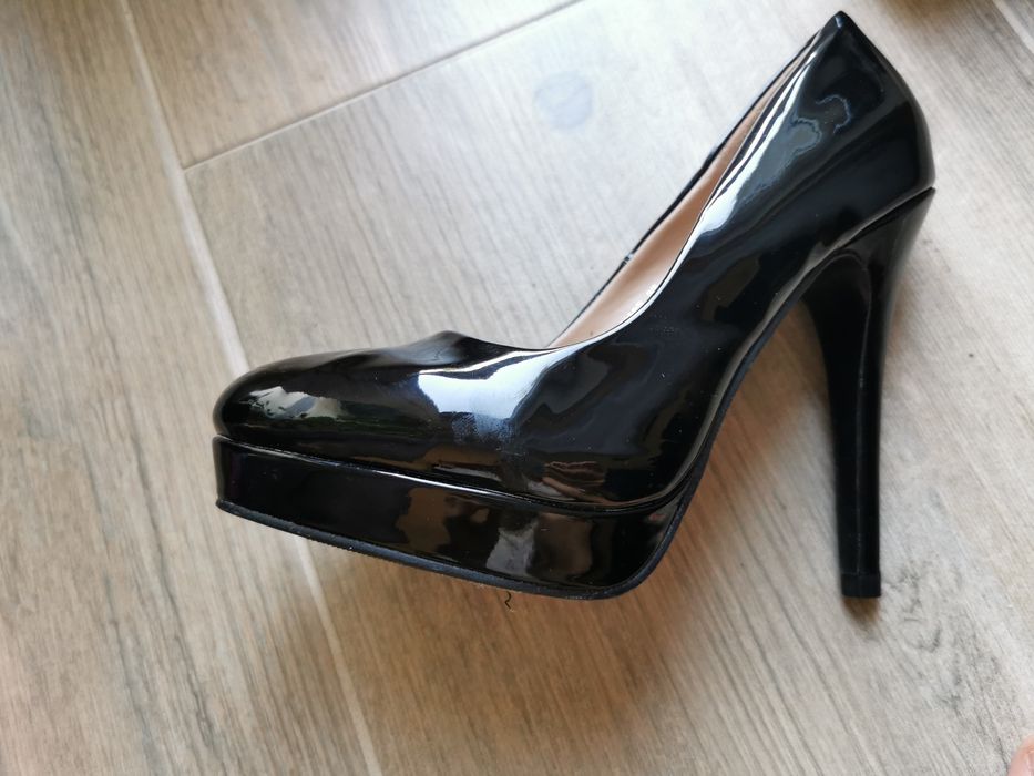 Szpilki r 37 czarne. Jak nowe