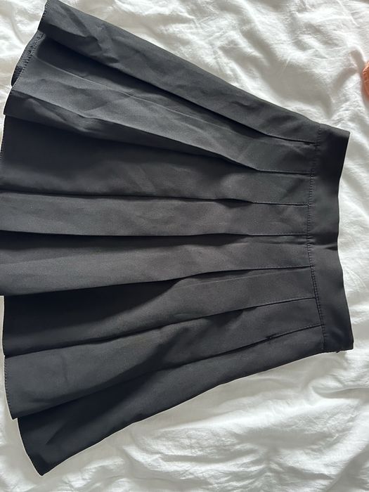 Плісирована спідниця