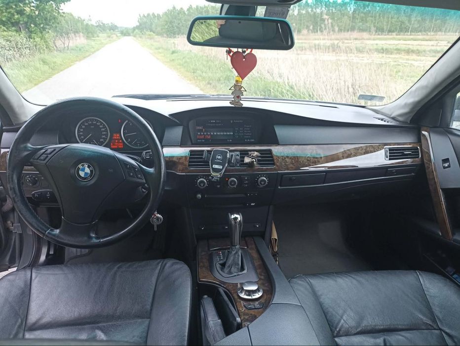 BMW E60 • 530d •automat