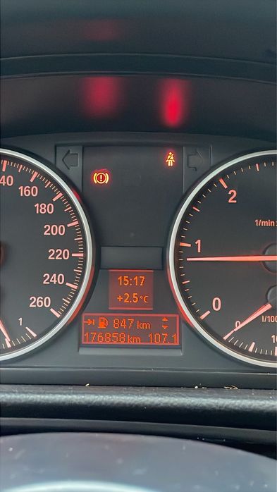 Bmw 320d touring 2013 •Edição Especial exclusive leder •176.000km