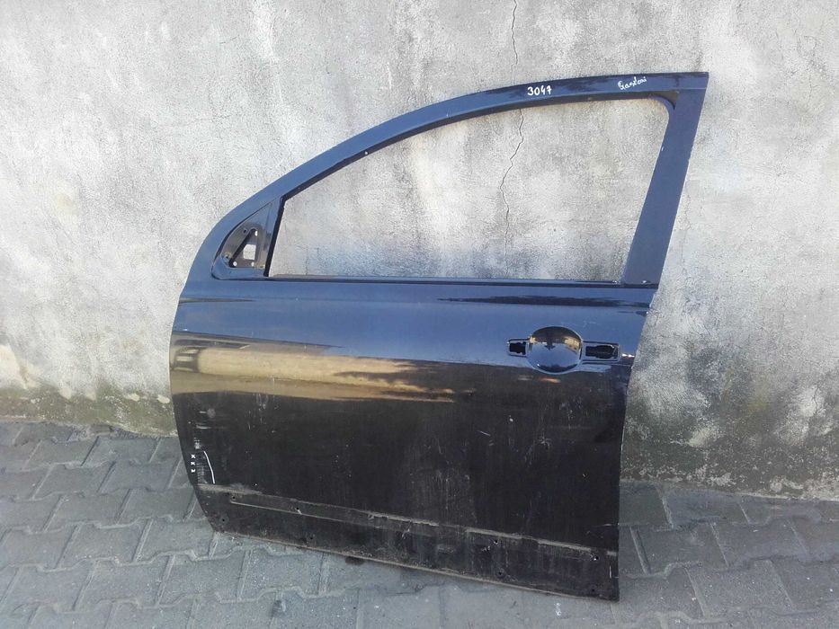 Drzwi przód lewe Nissan Qashqai 1 plus 2 06->013 długa wersja nr3047