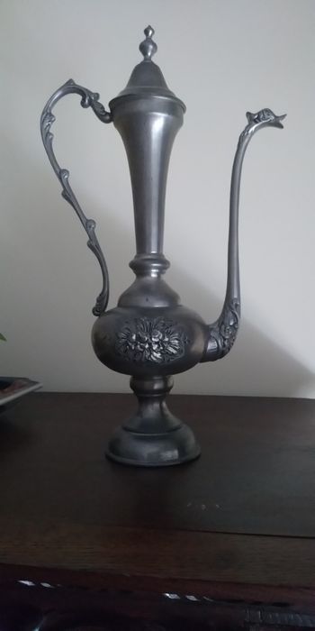 Jarra em estanho
