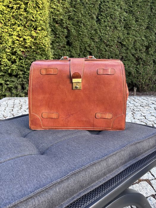 Skórzany kufer lekarski