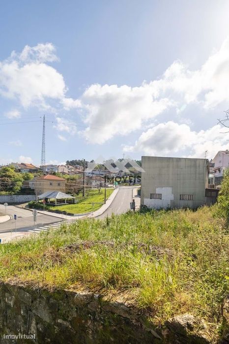 Terreno | 2 Frentes | 3 Andares | Gondomar