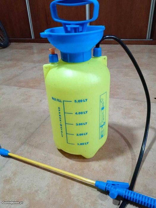 Pulverizador de pressão com Lança novo de 5 Litros