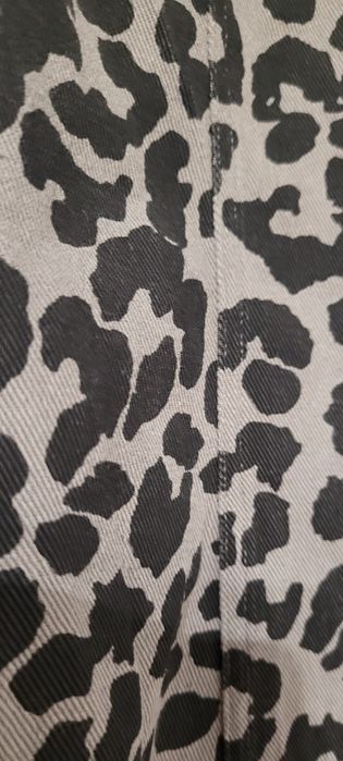 Bonprix..sukienka z motywem zwierzęcym.