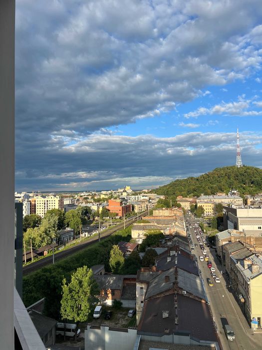 Оренда 2-кім пентхаусу 126 кв. у центрі Львова від ВЛАСНИКА