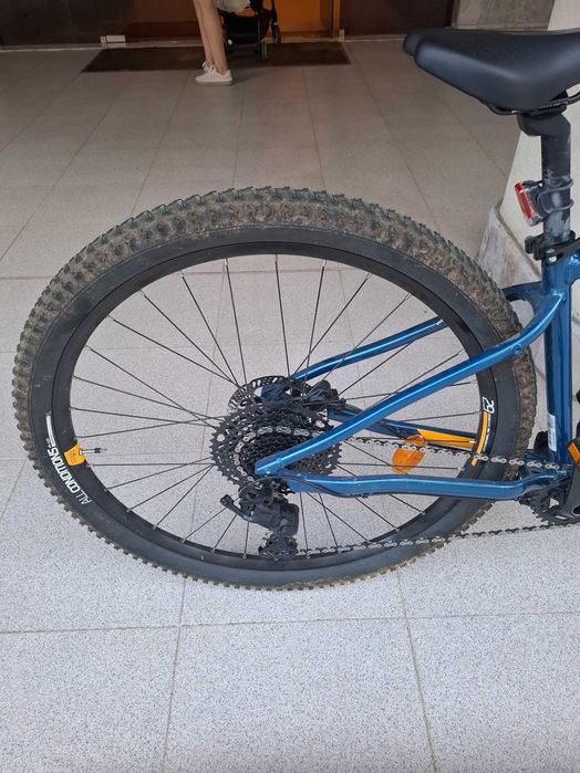 Bicicleta todo terreno BTT como nova