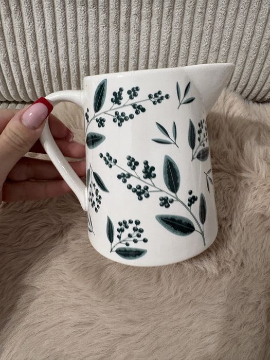 Ceramiczny mlecznik dzbanuszek