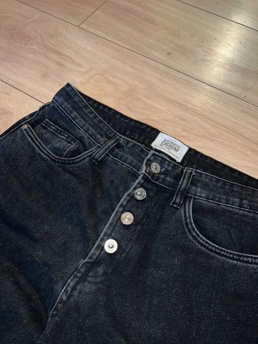 Czarne jeansy boyfriend Zara