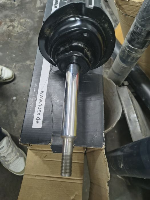 Amartyzatory przód BMW seria 3