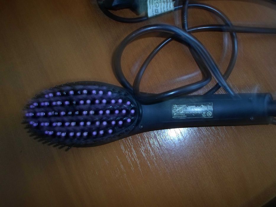 Brosse Lissante 46150 model no KLV -002 Щетка-выпрямител