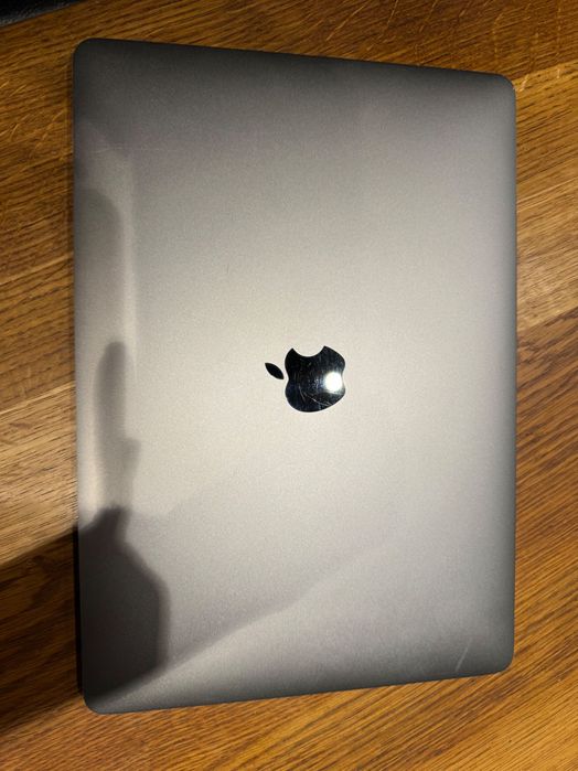 Macbook Pro Mac OsX 2019 13" 16GB 1,4 Quad-Core Intel Core i5 Szary