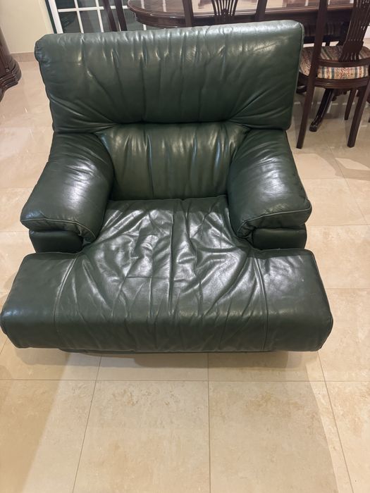 Conjunto de Sofás em Pele Verde Escura – 2 Lugares + 2 Individuais