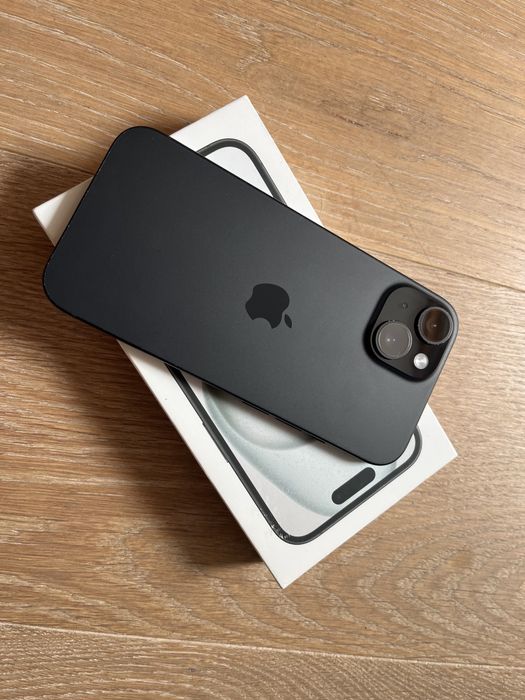 iPhone 15 w oryginale, nienaprawiany!