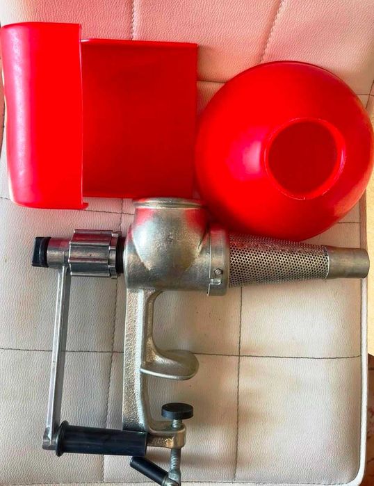 ручная соковыжималка чугунная ссср