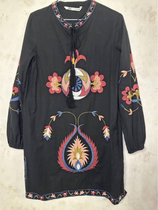 Сукня вишиванка Zara