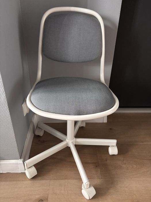Krzeslo biurkowe Ikea