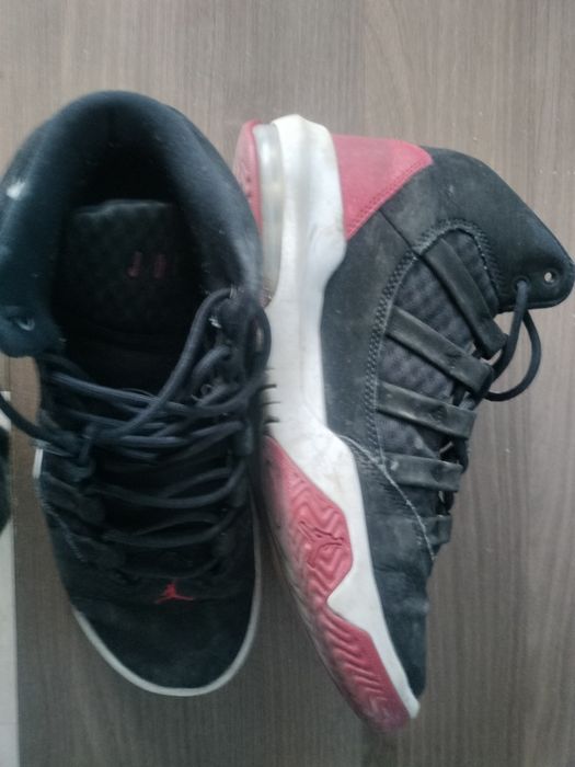 Nike Jordan Max Aura