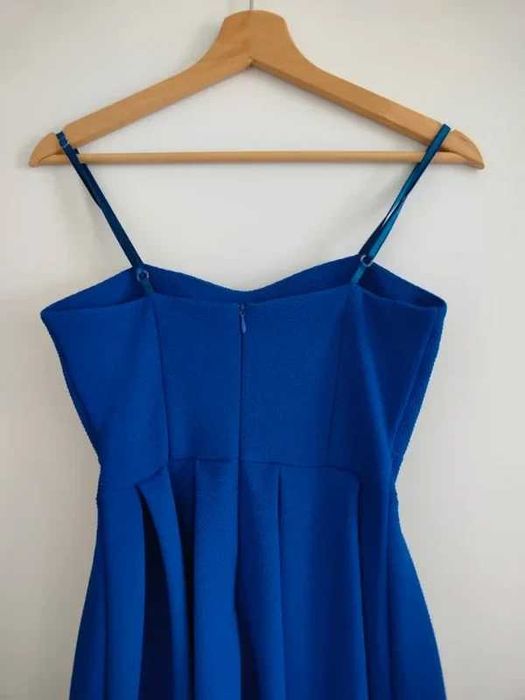 Vestido Curto Azul Elétrico – Estilo Skater / Ajustado (Tam. S)