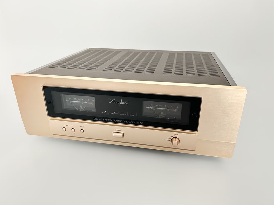 Accuphase A 30 końcówka mocy klasa A stan idealny