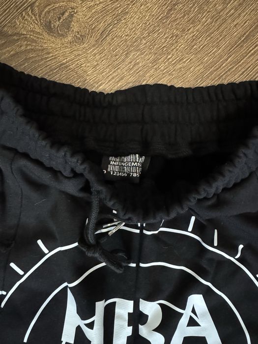 Нові HBA bootleg jeans