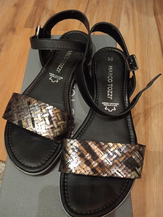 Czarne sandały roz. 36