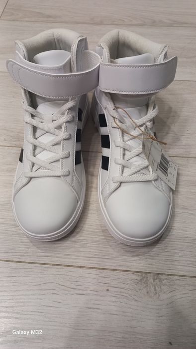 Кросівки   ADIDAS