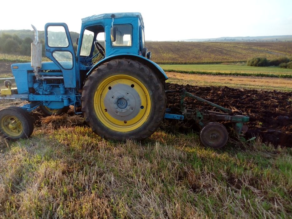 Продам трактор т 40.