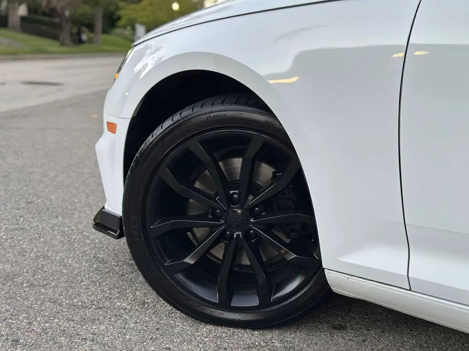 Audi A4      2018