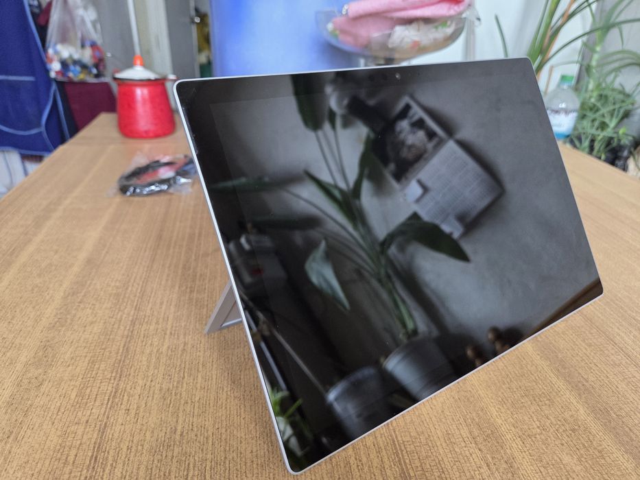 Планшет Microsoft Surface 5pro LTE б/в