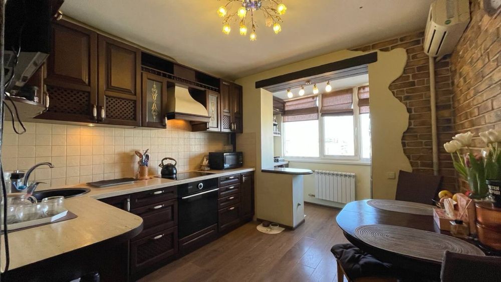 Продам 2-комнатную квартиру ж/м Победа-4, бульвар Славы