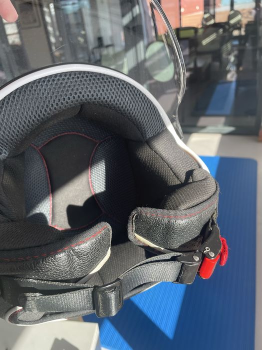 Capacete aberto marca LS2