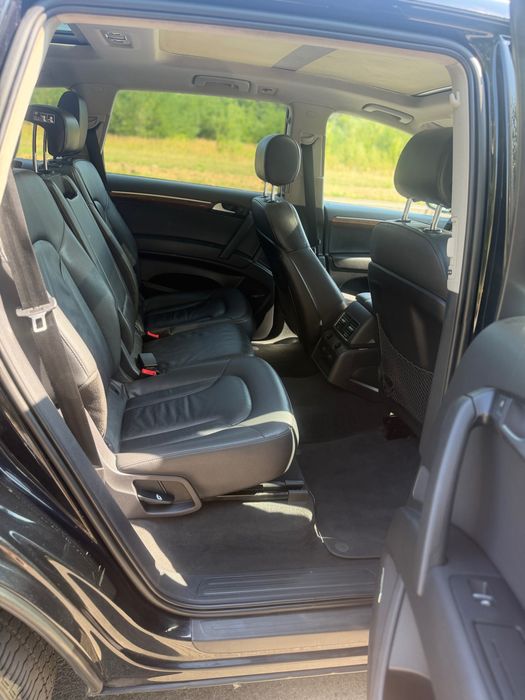 Продаж обслуженої Audi Q7