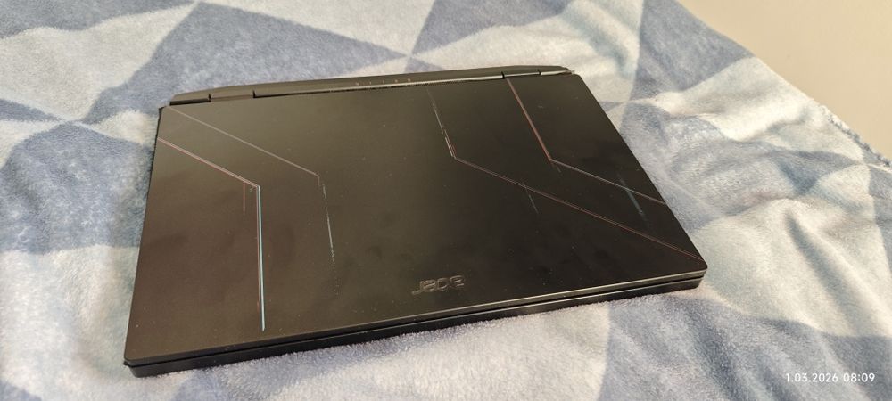 laptop Acer Nitro 5 i7 12 gen RTX 4050 6 GB 32GB RAM DDR5 1.5 TB SSD