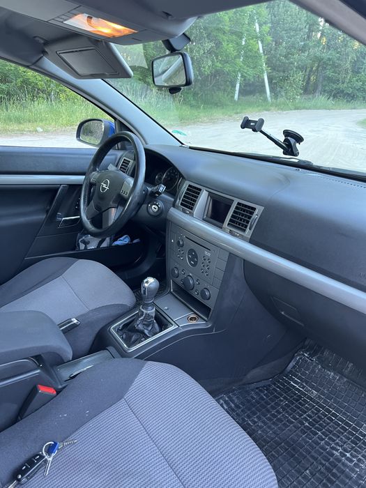 Продам Vectra 2004 VIN W0L0ZCF6941054215 фото оголошення 21 з 24