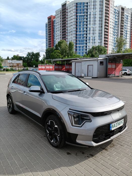 Продам електромобіль Kia Niro 2023 Запас ходу 450 км