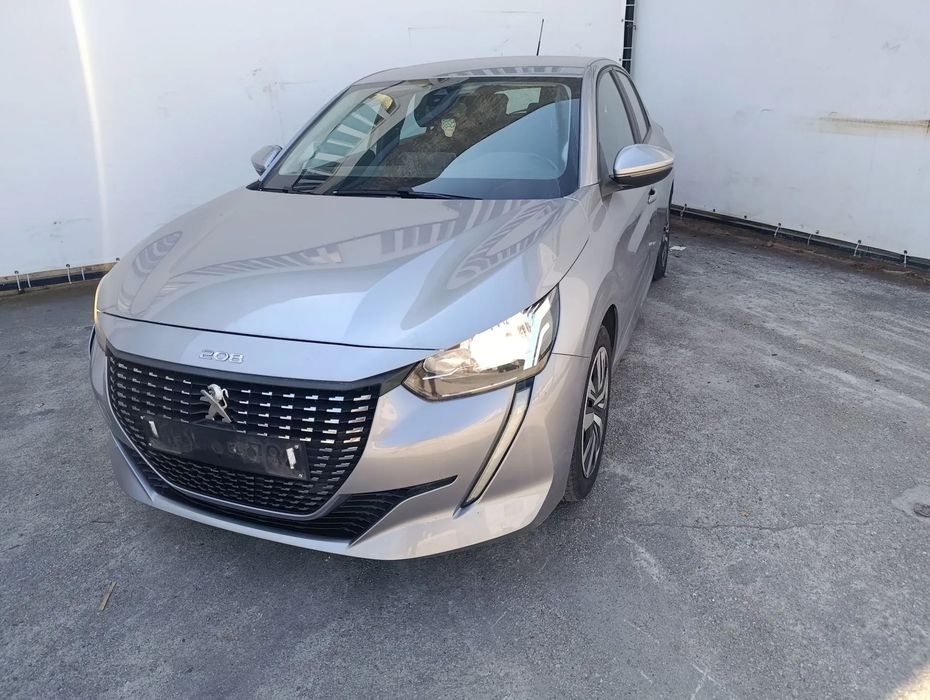 Para peças PEUGEOT 208 II